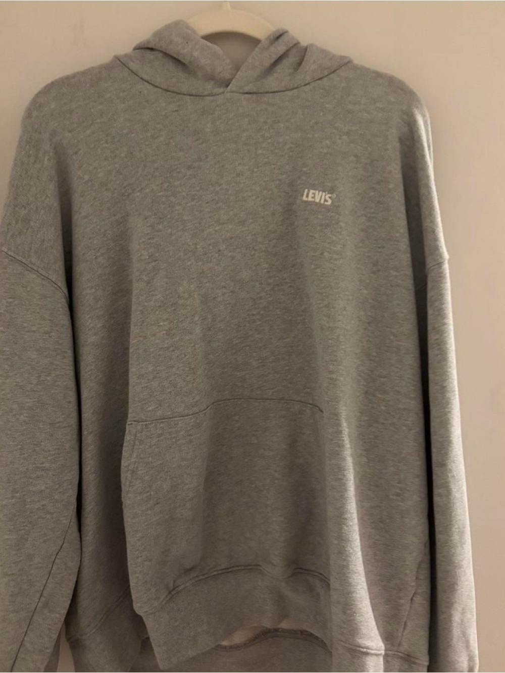 Men’s grey levi’s hoodie